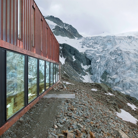 Cabane de Moiry